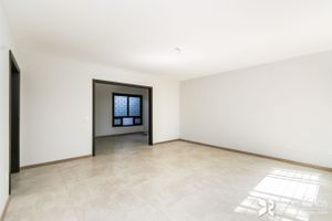 Image 4 - 202438