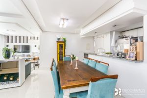 Image 1 - 202518