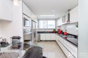 Image 32 - 202564