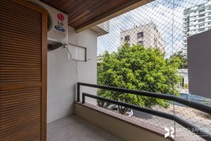 Image 35 - 202706