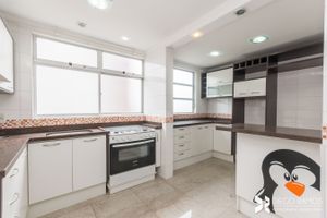 Image 38 - 202706
