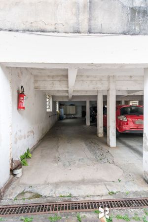 Image 20 - 202740