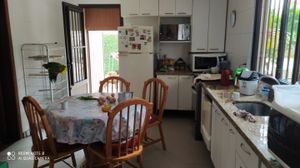 Image 23 - 202792