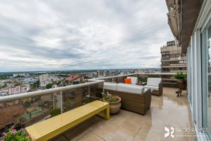 Image 36 - 202819