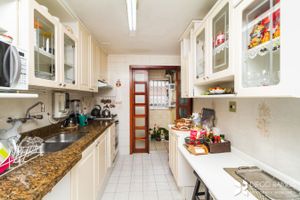 Image 20 - 202831