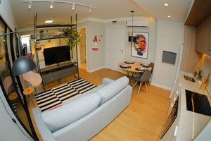 Image 1 - 202885