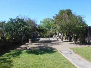 Image 2 - 202915