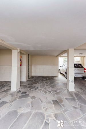 Image 24 - 203016
