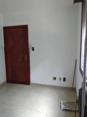 Image 19 - 203058