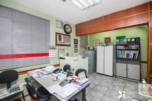 Image 14 - 203065