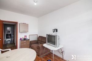 Image 35 - 203065