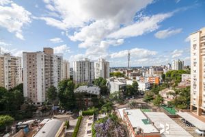 Image 9 - 203070