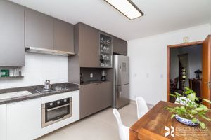 Image 37 - 203075