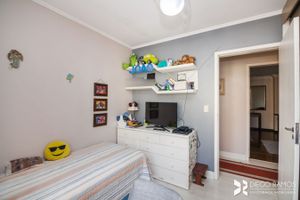 Image 21 - 203098