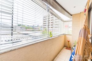 Image 6 - 203119