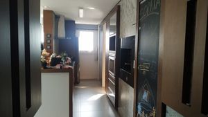 Image 15 - 203143