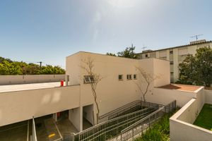 Image 12 - 203154