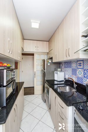 Image 21 - 203188