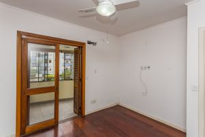 Image 15 - 203191