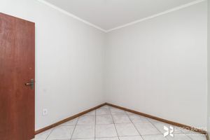 Image 11 - 203215