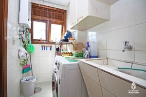 Image 3 - 203263