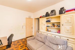 Image 3 - 203303