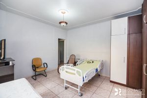 Image 24 - 203316