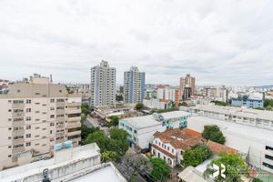 Image 11 - 203326