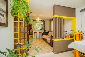 Image 4 - 203347