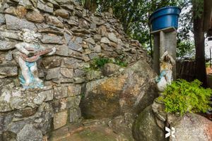 Image 39 - 203366