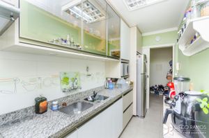 Image 19 - 203378