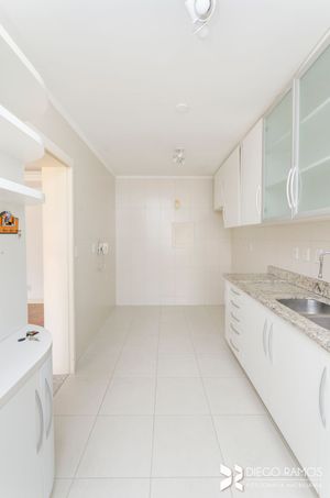 Image 19 - 203400