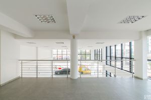 Image 10 - 203431
