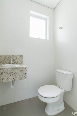 Image 19 - 203431