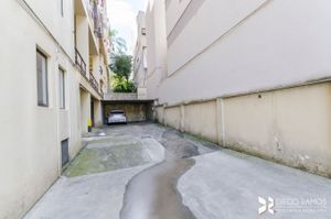 Image 25 - 203456