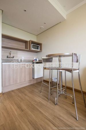 Image 4 - 203481