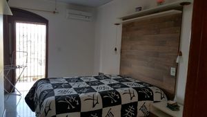 Image 11 - 203508