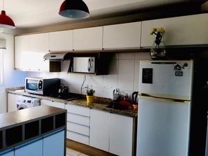 Image 4 - 203537