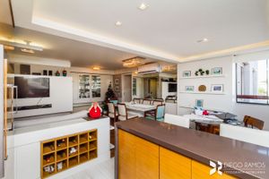 Image 4 - 203545