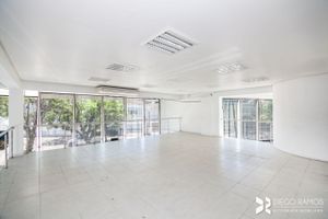 Image 36 - 203603