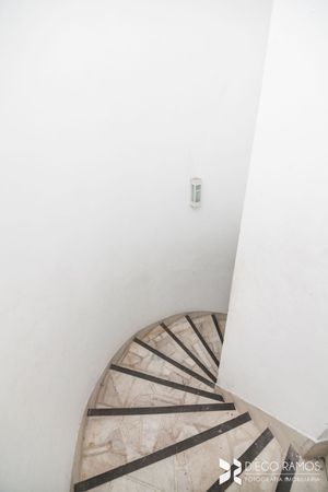 Image 37 - 203603