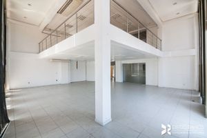 Image 39 - 203603