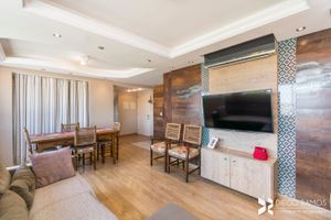 Image 4 - 203626