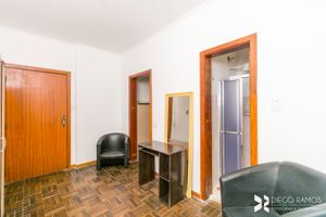 Image 3 - 203653