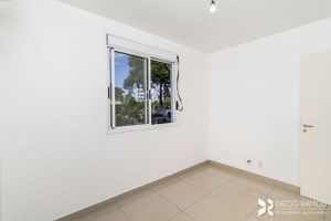 Image 17 - 203665