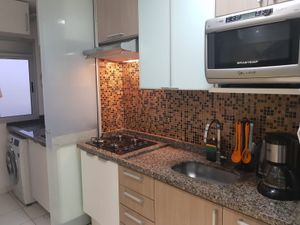 Image 3 - 203701