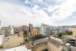 Image 8 - 203743
