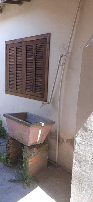 Image 9 - 203796