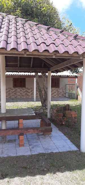 Image 12 - 203796