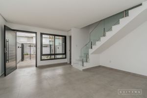 Image 33 - 203829
